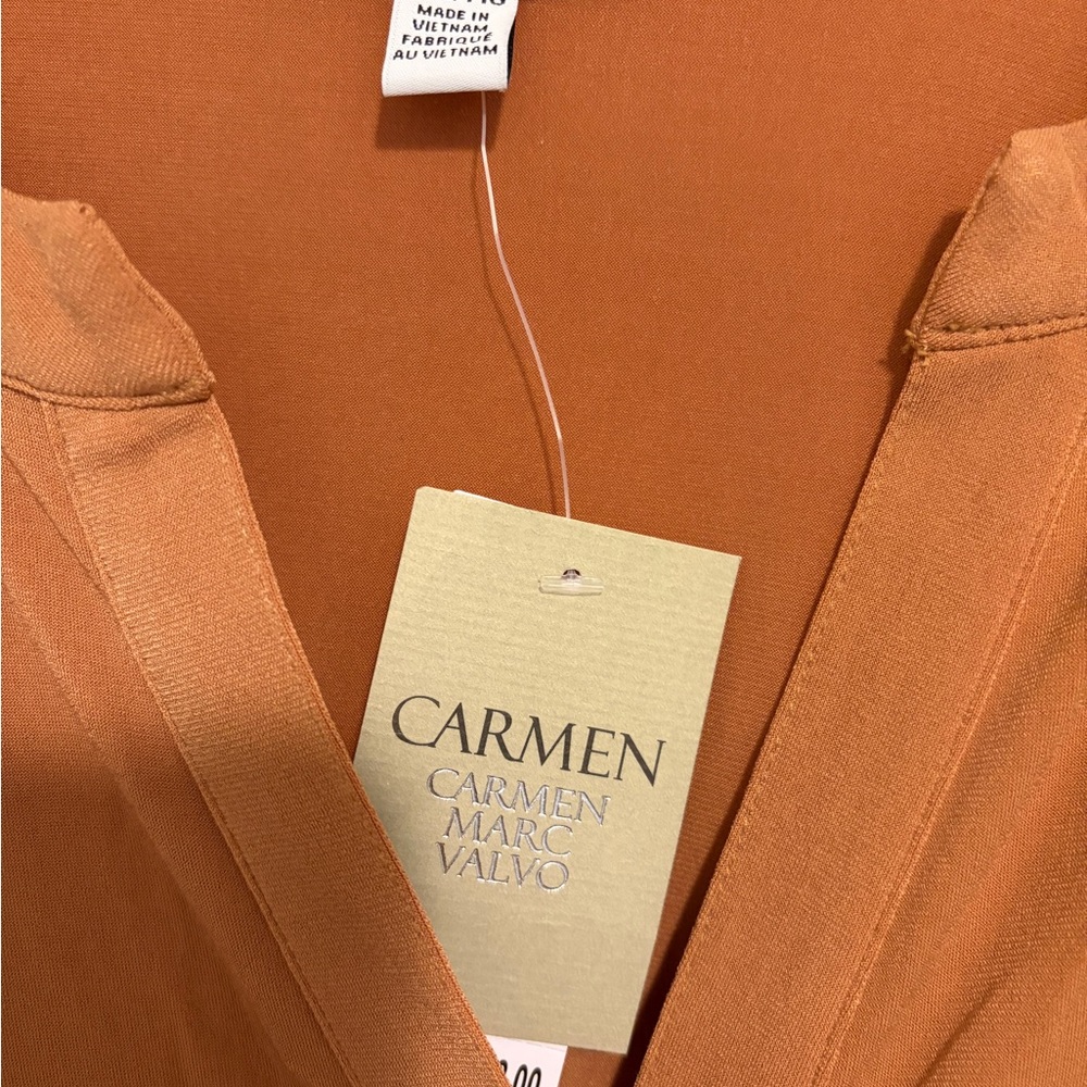 Carmen Marc Valvo Burnt Orange V-Neck Blouse - Picture 2 of 6
